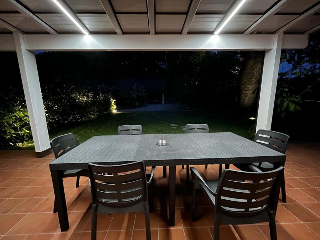 Tenuta Ferrari Cortile Exterior photo